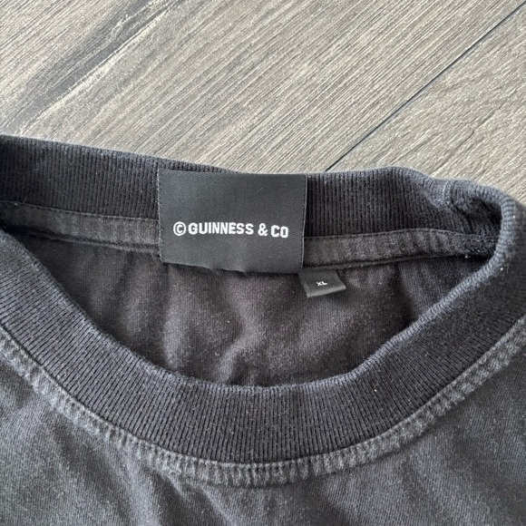 Guinness T-Shirt Men’s XL Black Ireland Toucan Soccer Pint Beer St Patrick’s Day - Picture 4 of 5